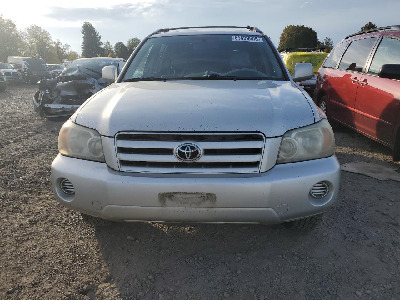 2005 TOYOTA HIGHLANDER