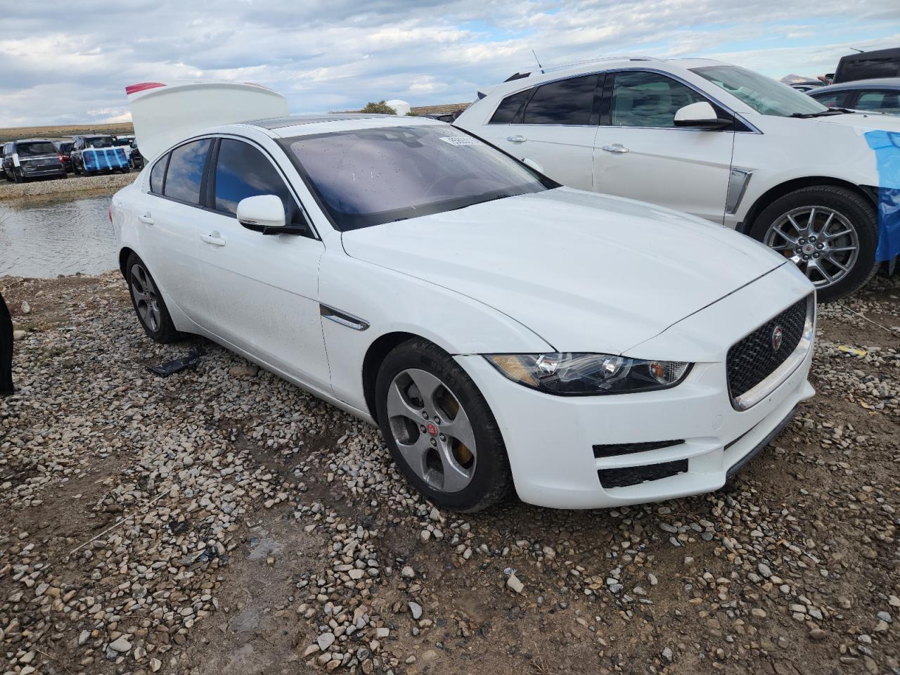2018 JAGUAR XE