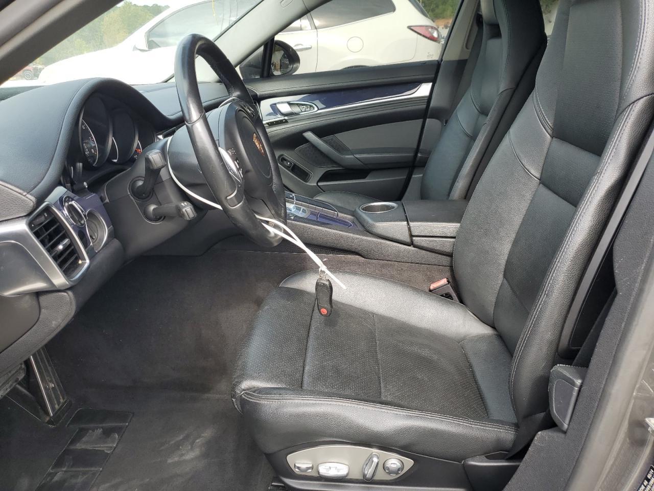 2014 PORSCHE Panamera