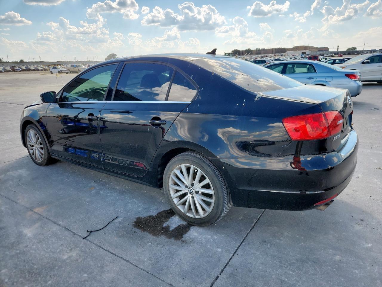 2013 VOLKSWAGEN JETTA