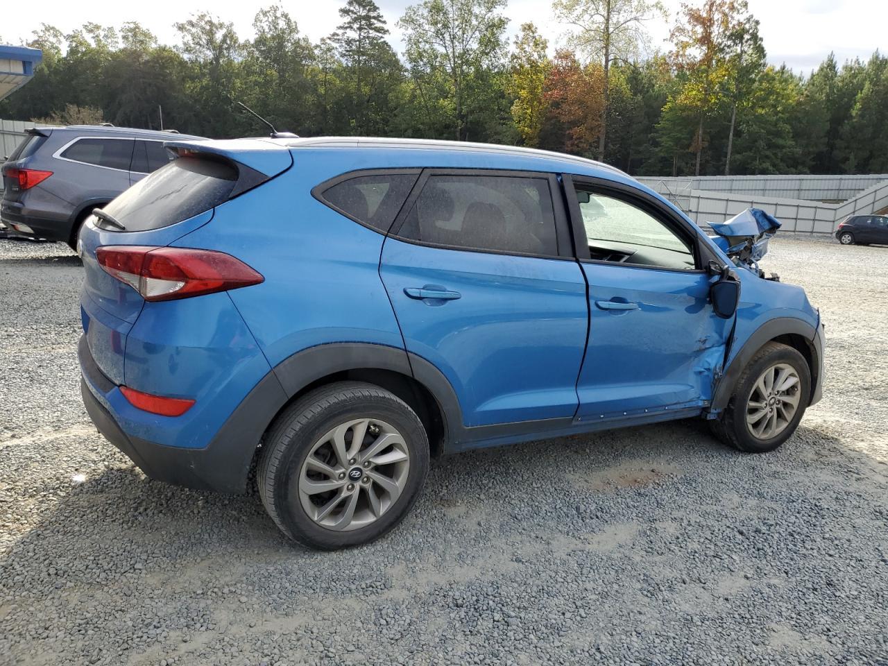 2017 HYUNDAI TUCSON