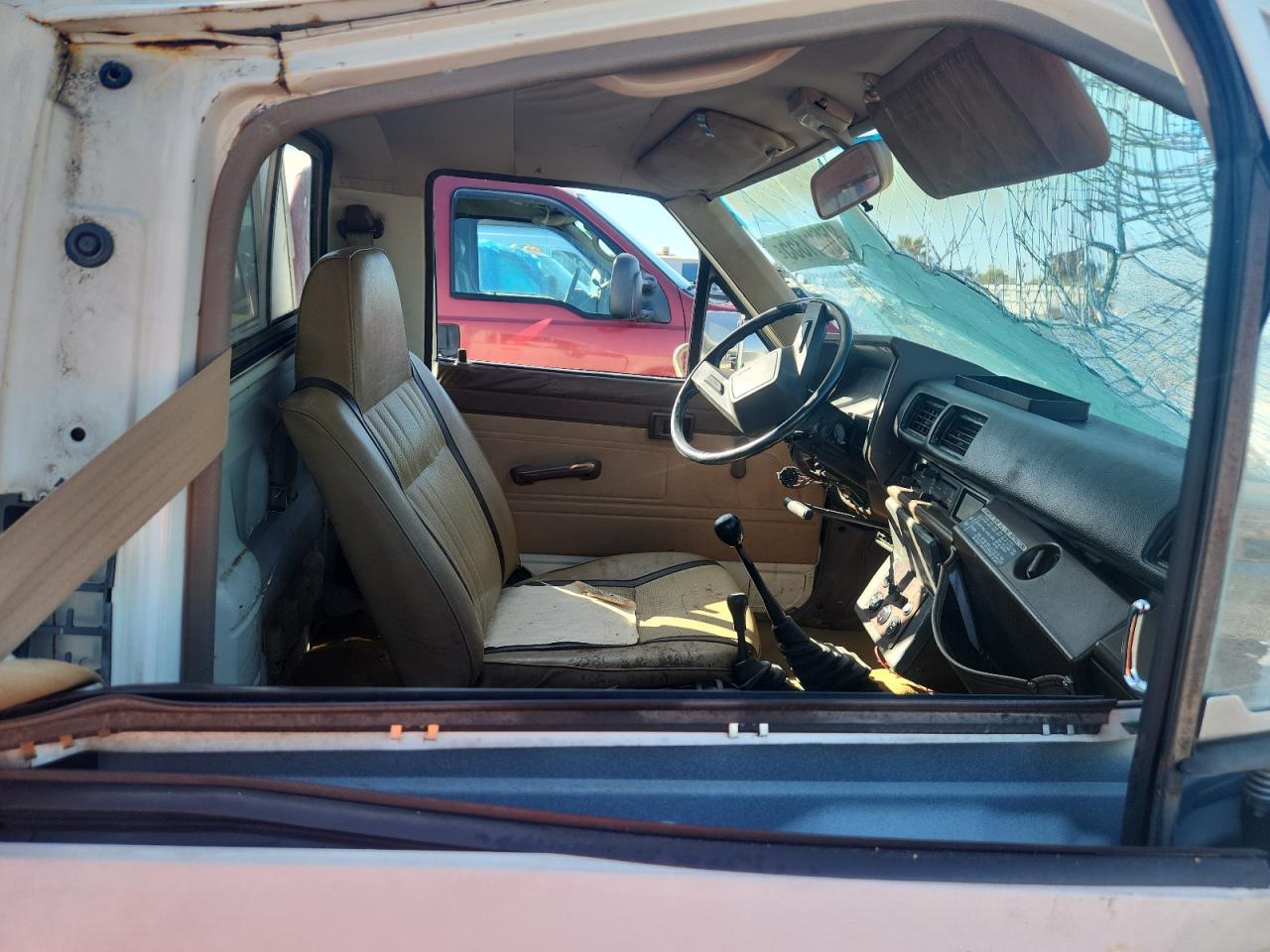 1984 TOYOTA Pickup