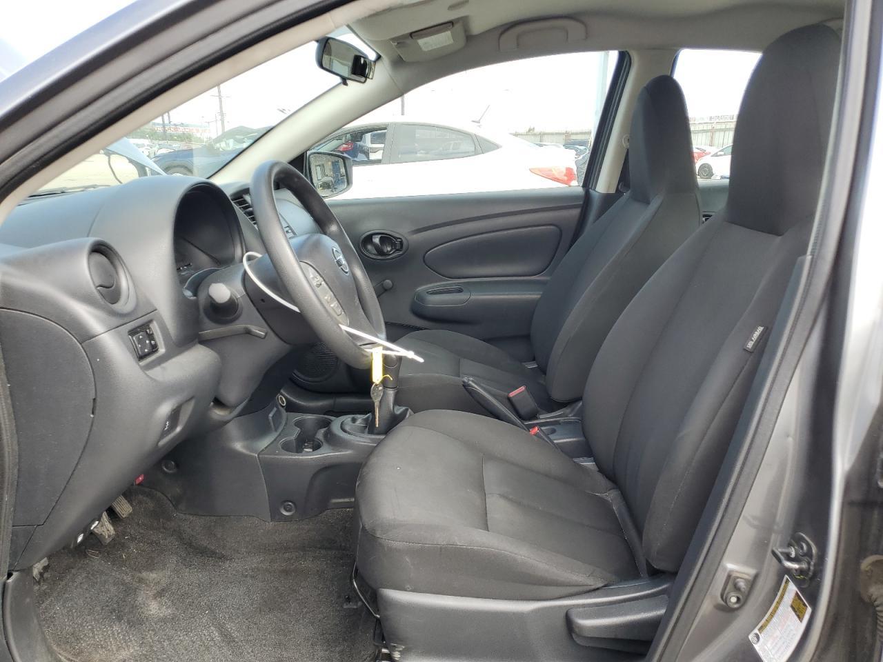 2017 NISSAN VERSA