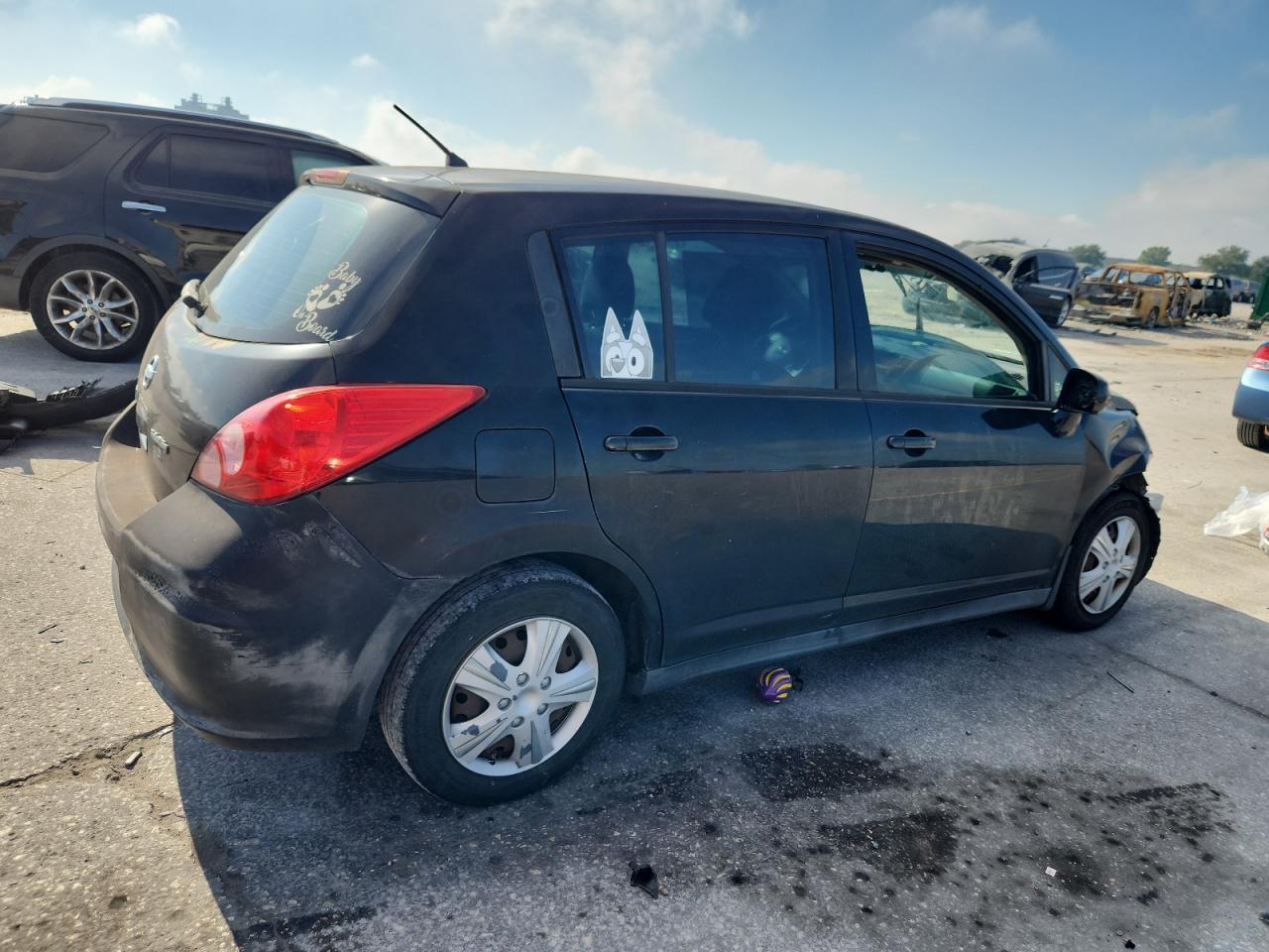 2010 NISSAN VERSA