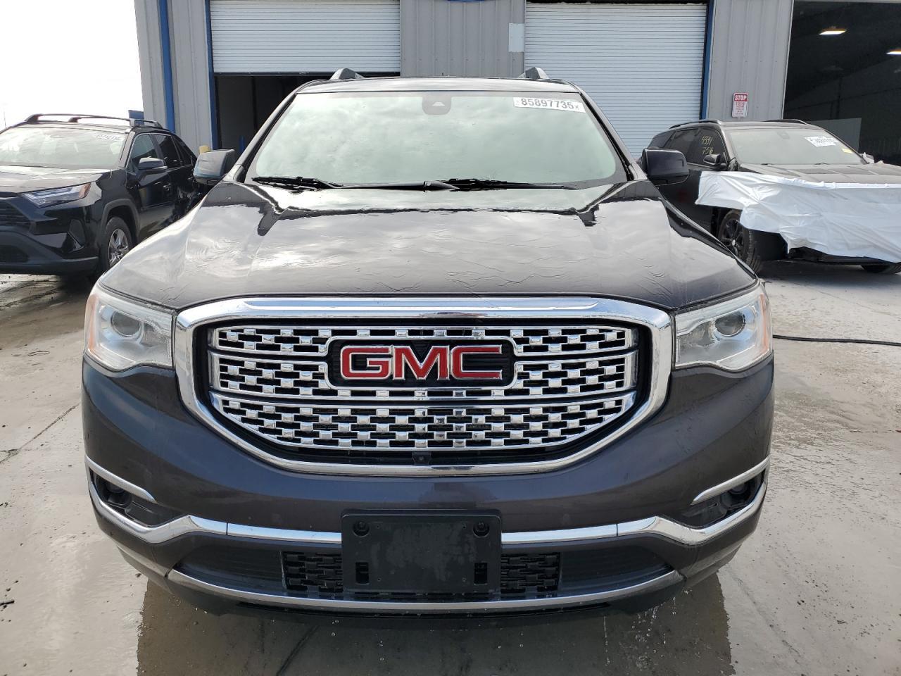 2017 GMC ACADIA