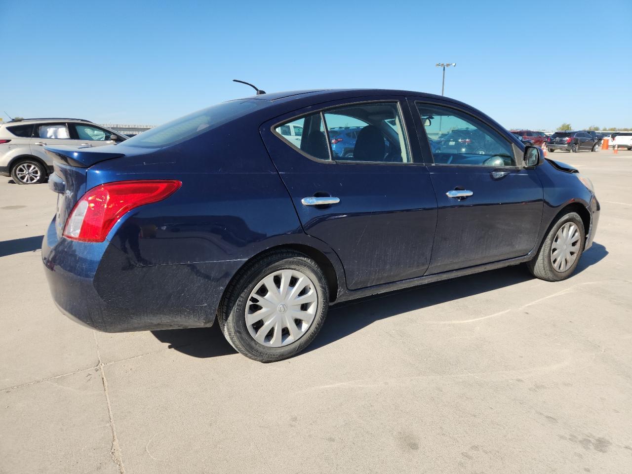 2014 NISSAN VERSA