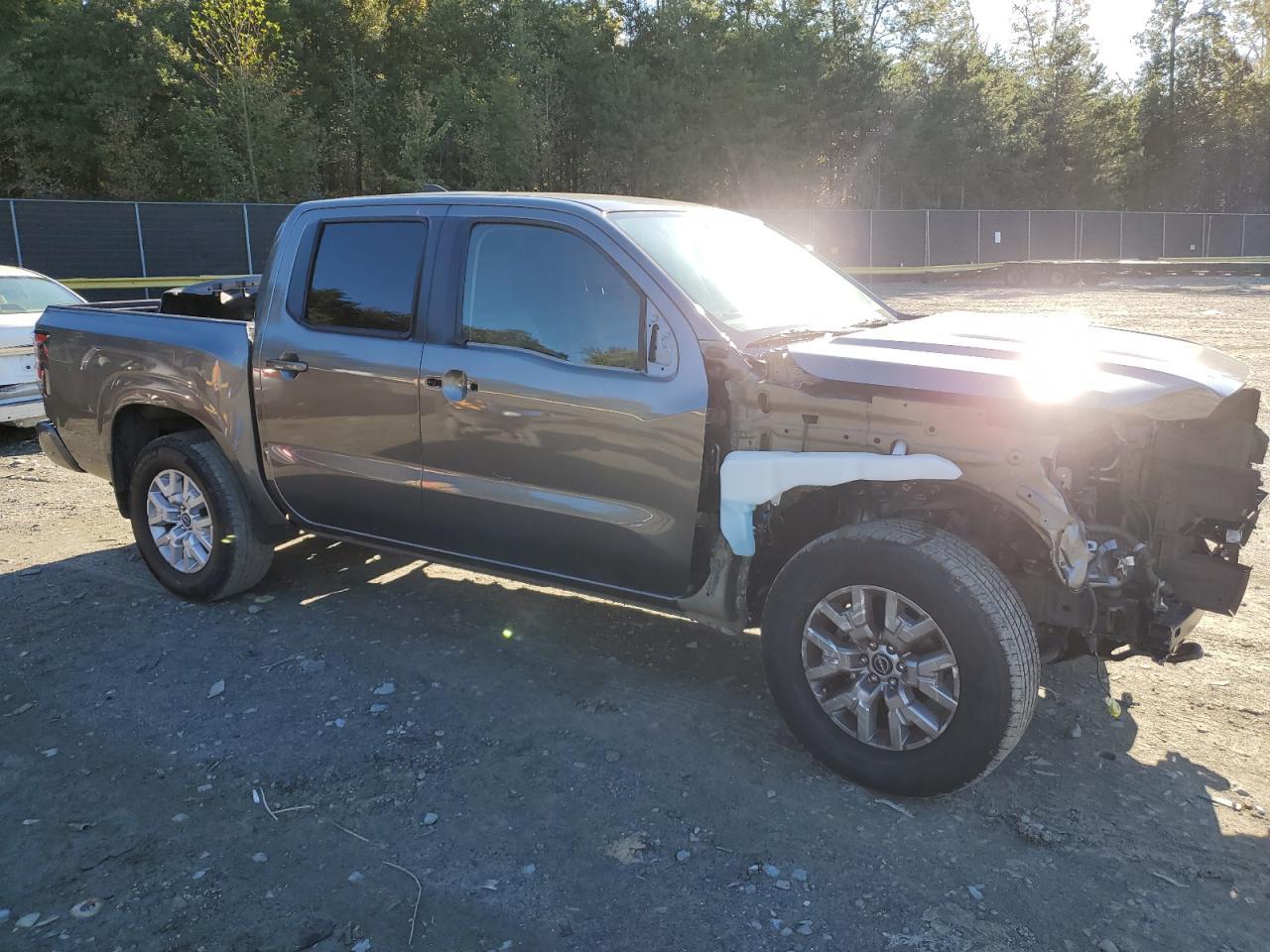2023 NISSAN Frontier