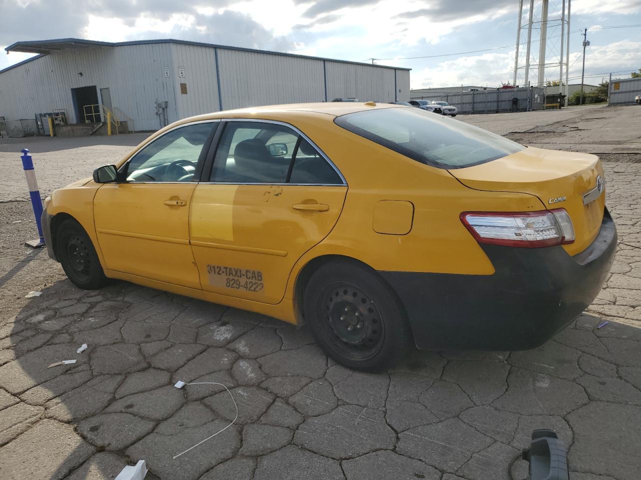 2011 TOYOTA CAMRY