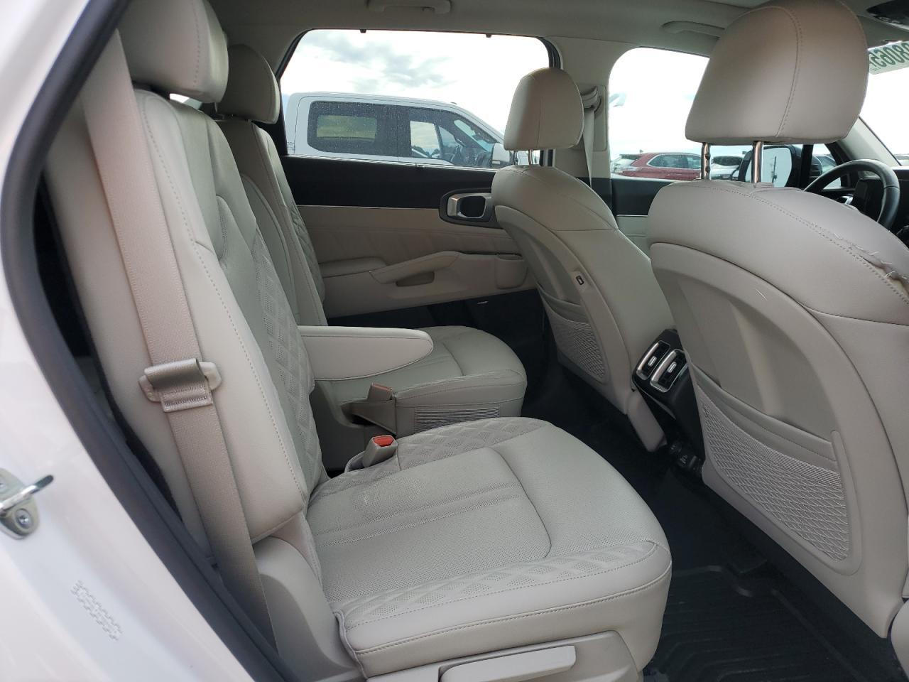 2023 KIA SORENTO
