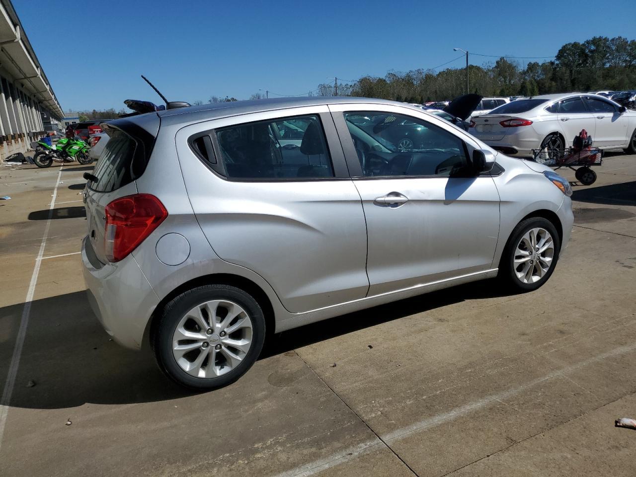 2020 CHEVROLET Spark