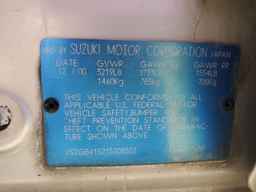 2001 SUZUKI Esteem