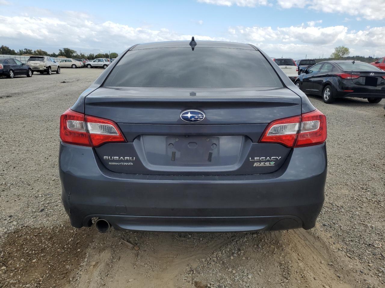 2016 SUBARU Legacy