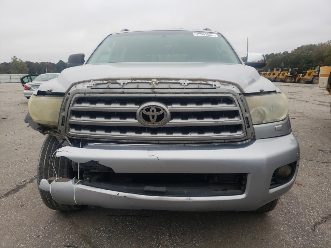 2010 TOYOTA Sequoia