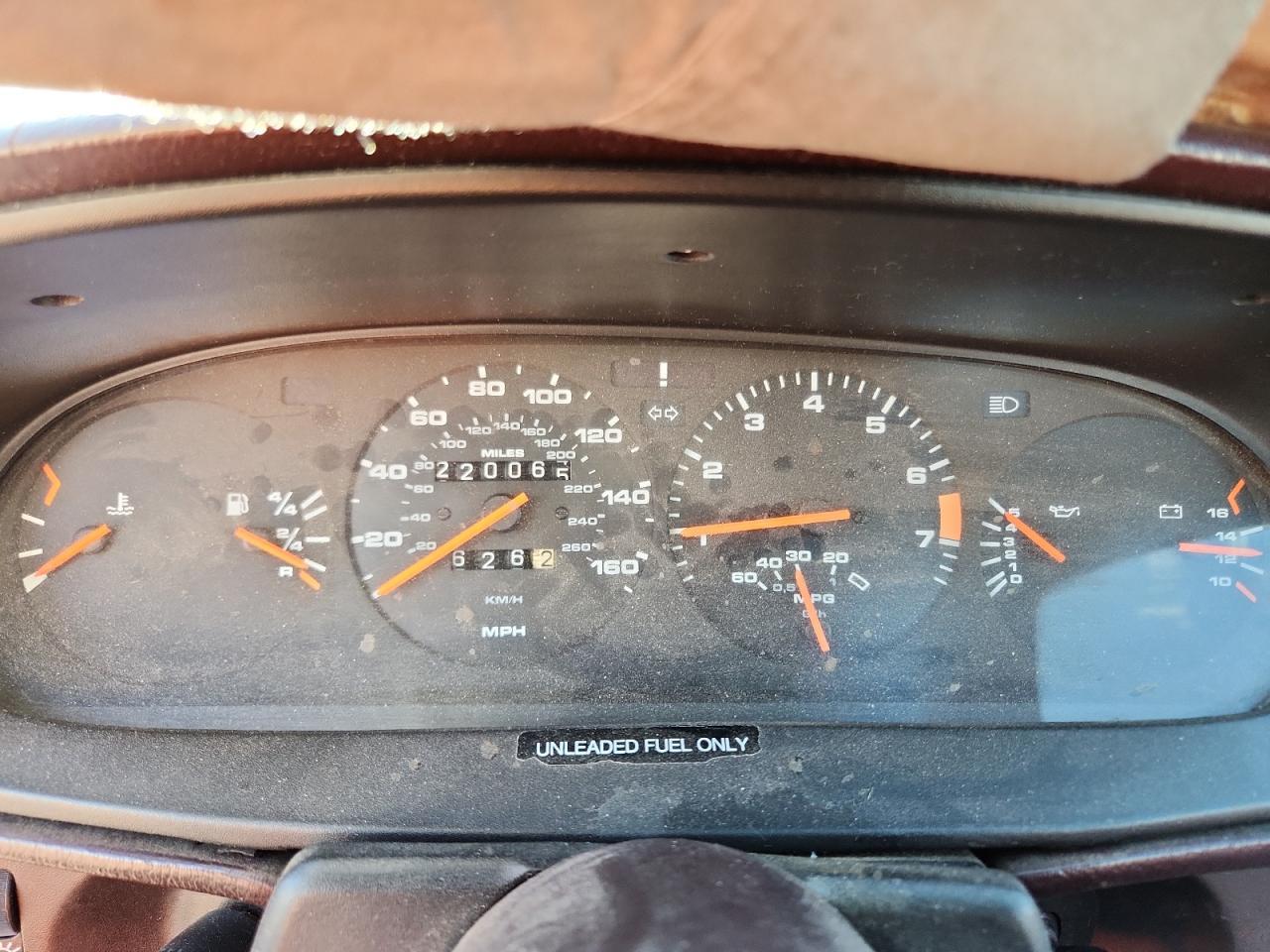 1986 PORSCHE 944