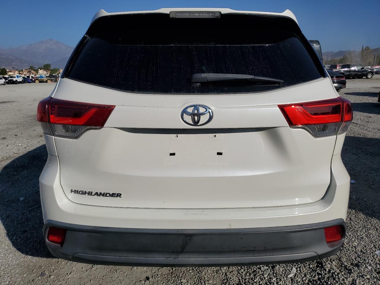 2019 TOYOTA HIGHLANDER