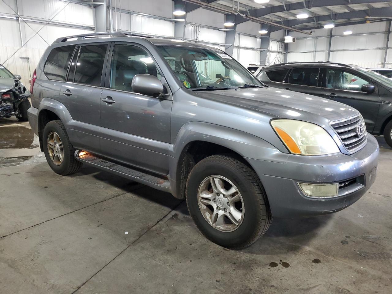 2004 LEXUS Gx