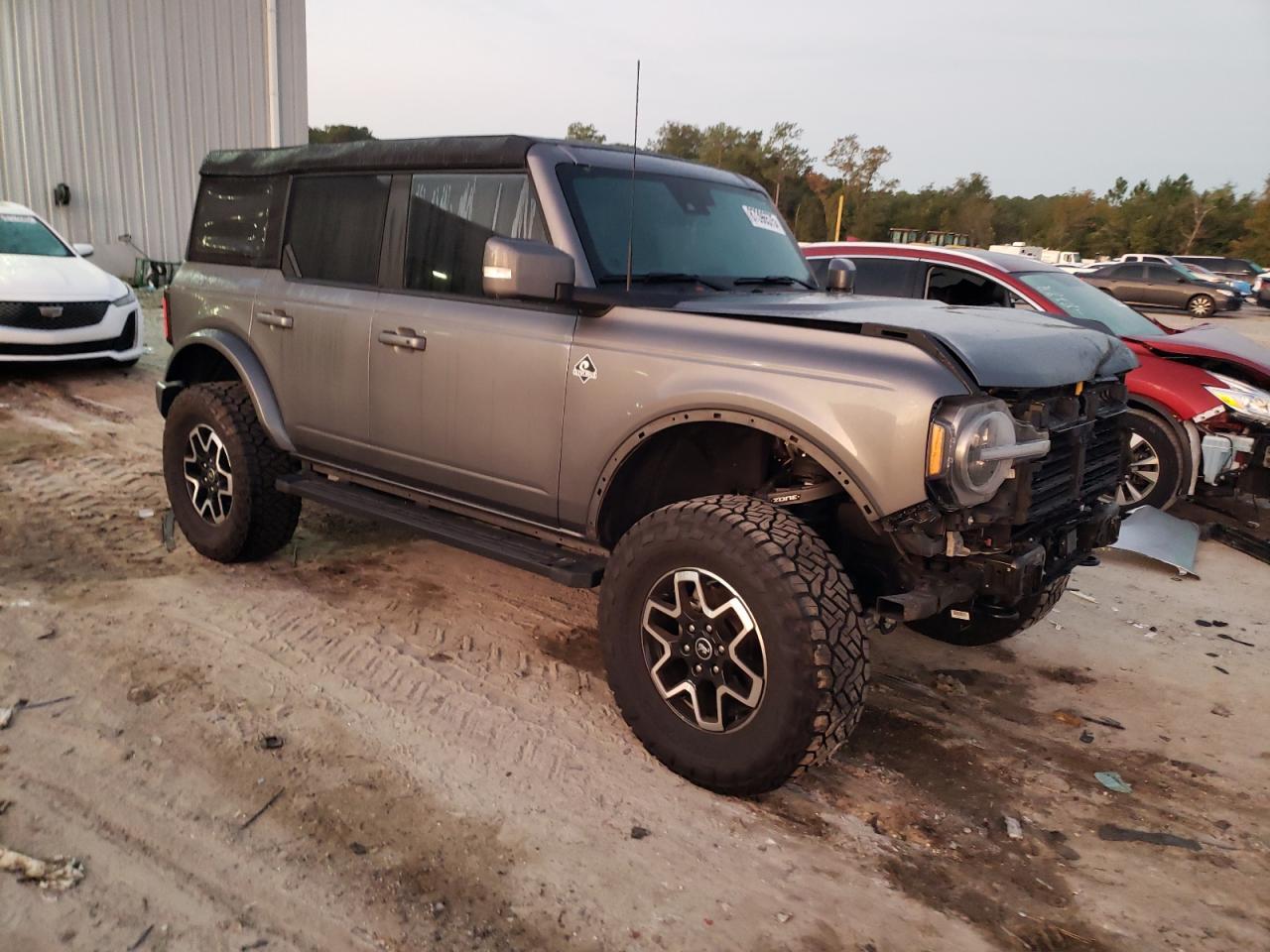 2024 FORD Bronco