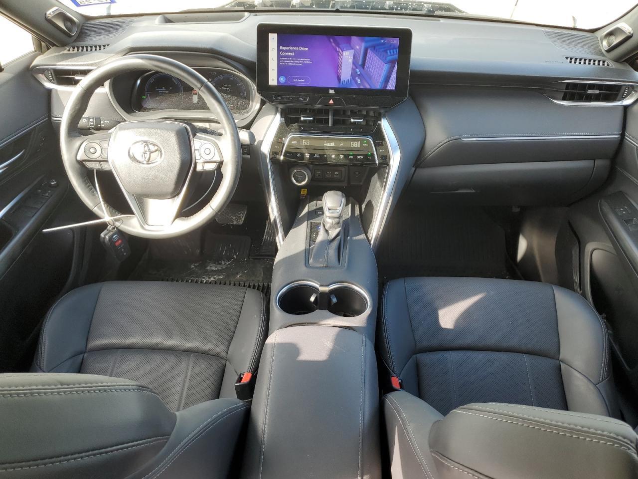 2024 TOYOTA VENZA