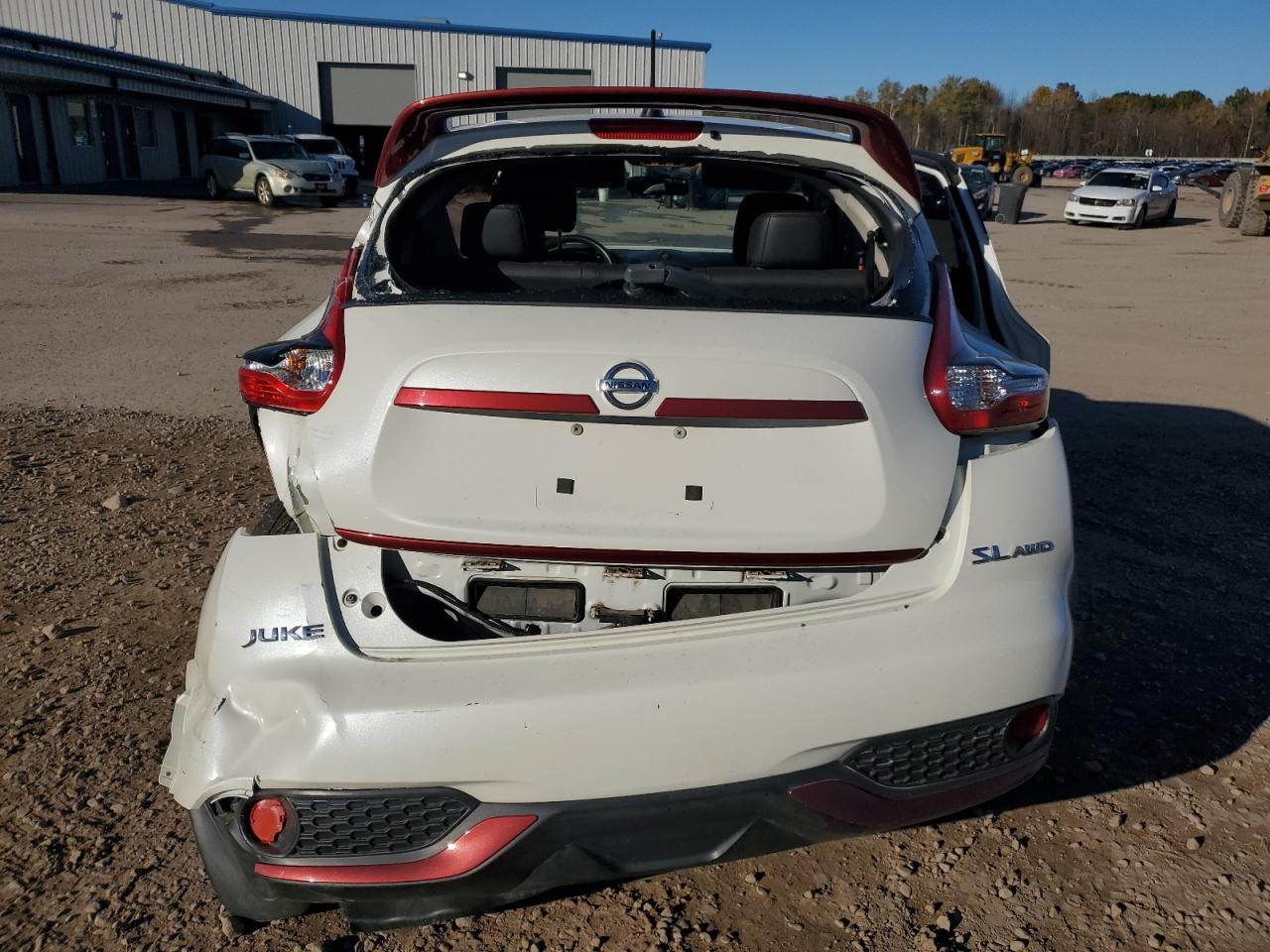 2015 NISSAN Juke