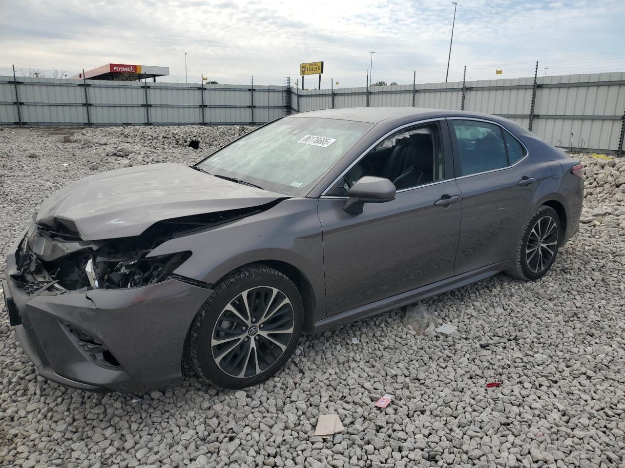 2018 TOYOTA CAMRY