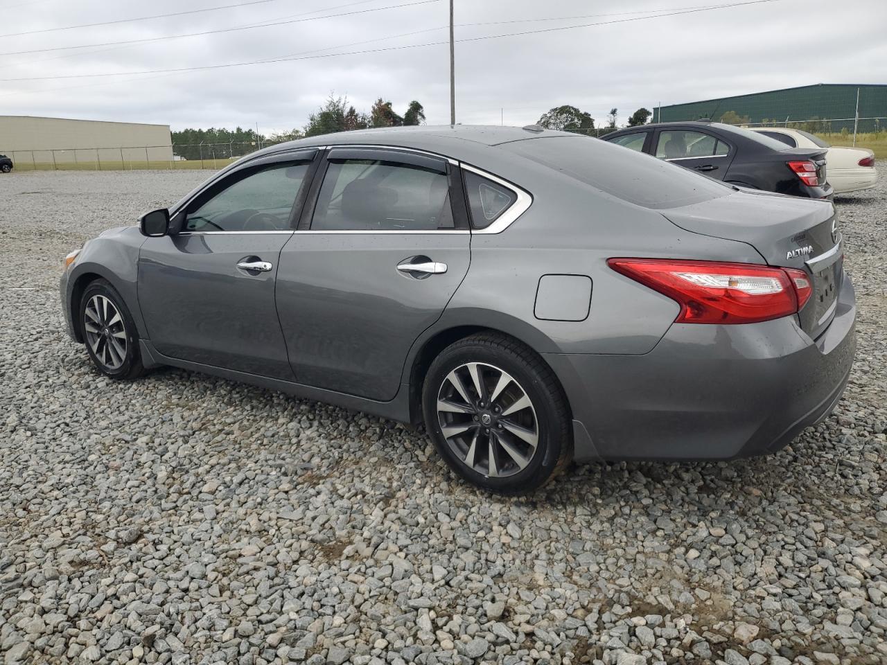 2017 NISSAN ALTIMA