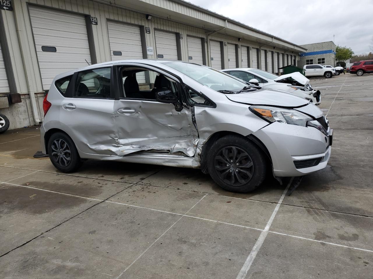 2017 NISSAN Versa Note