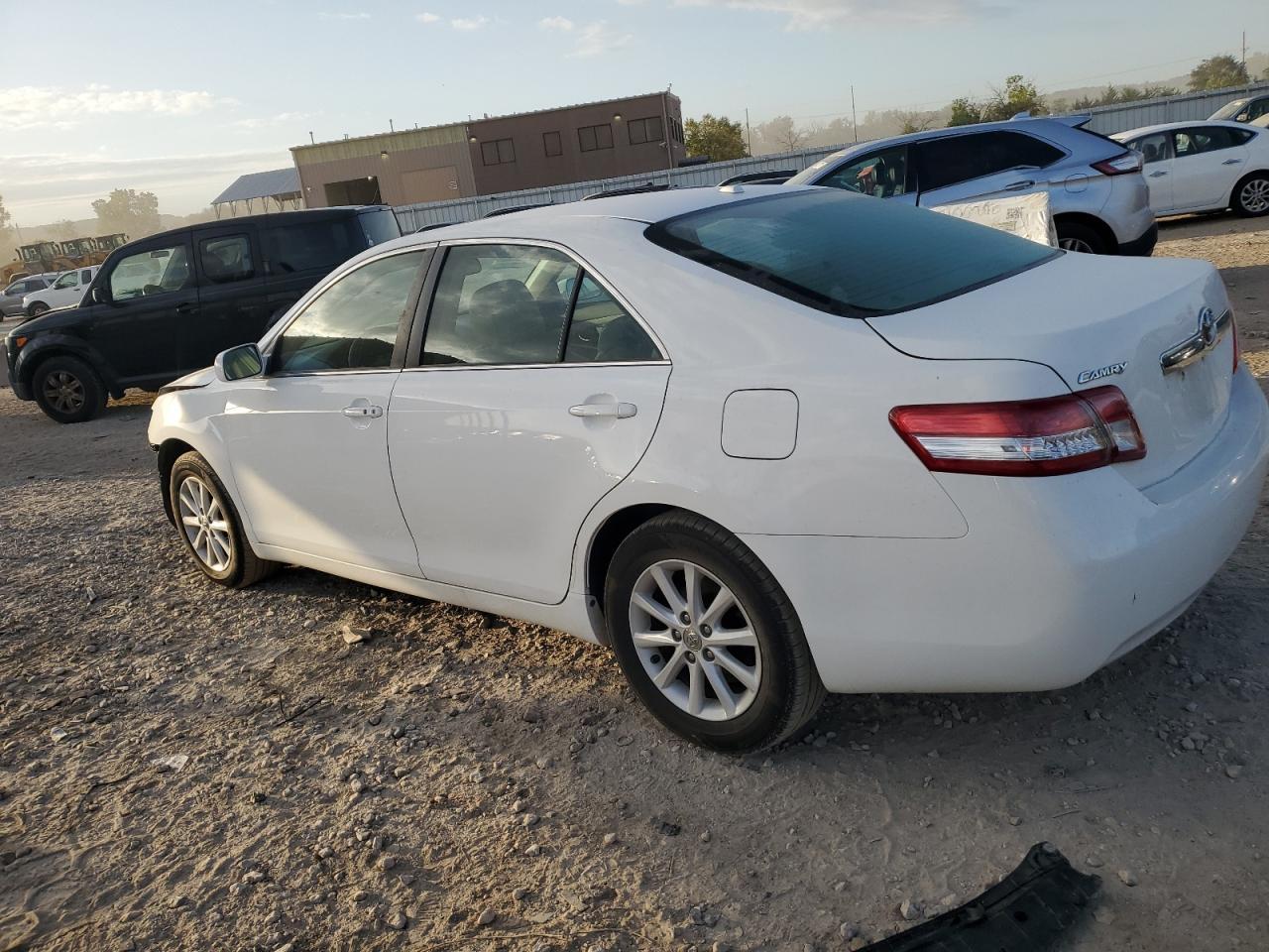 2010 TOYOTA CAMRY