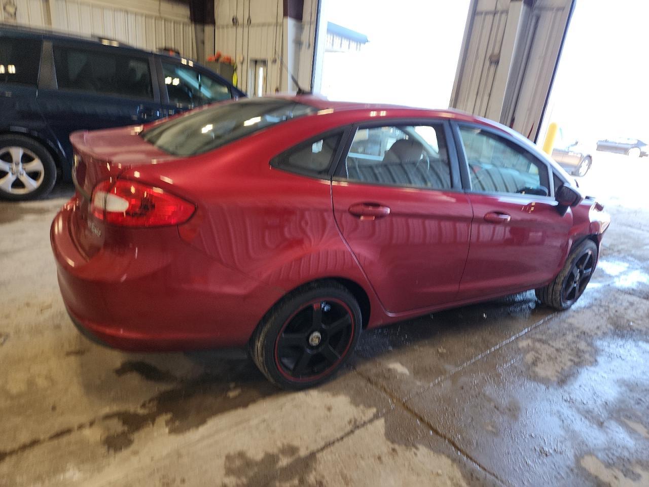 2011 FORD Fiesta