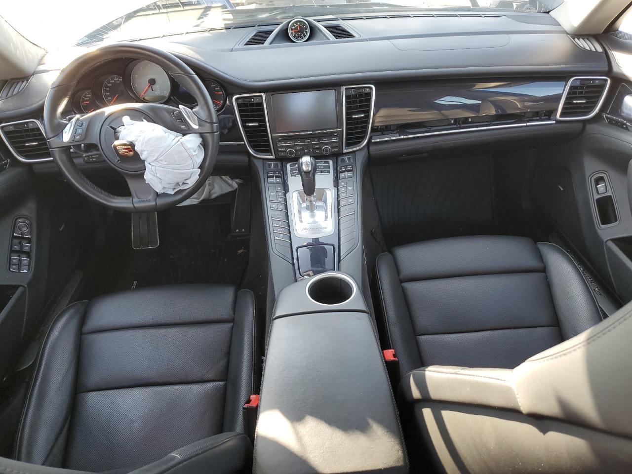 2014 PORSCHE Panamera