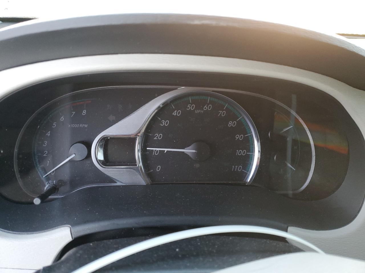 2013 TOYOTA SIENNA