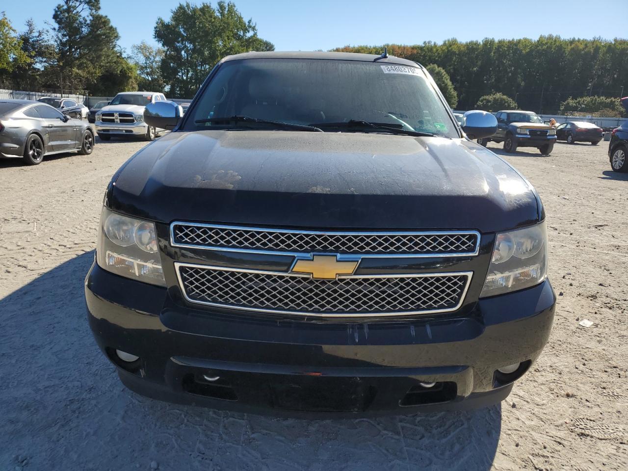 2014 CHEVROLET Suburban