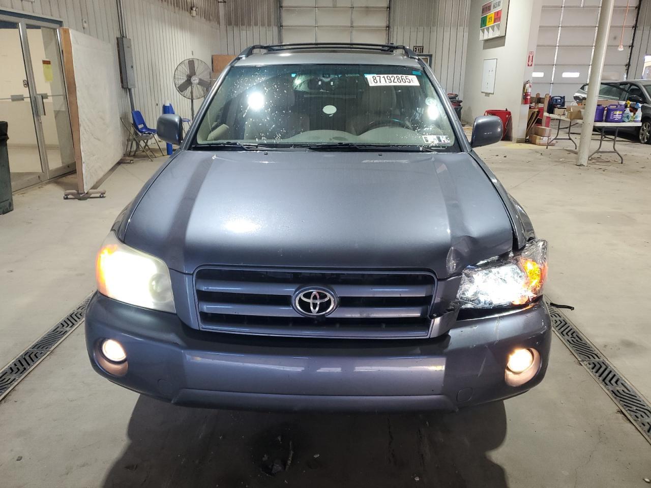 2006 TOYOTA HIGHLANDER