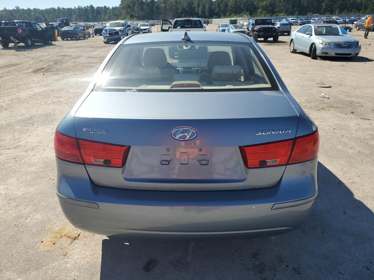 2010 HYUNDAI SONATA