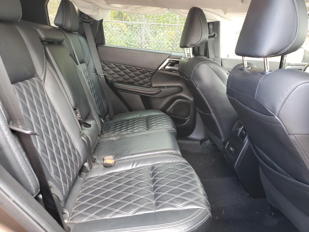 2022 MITSUBISHI outlander