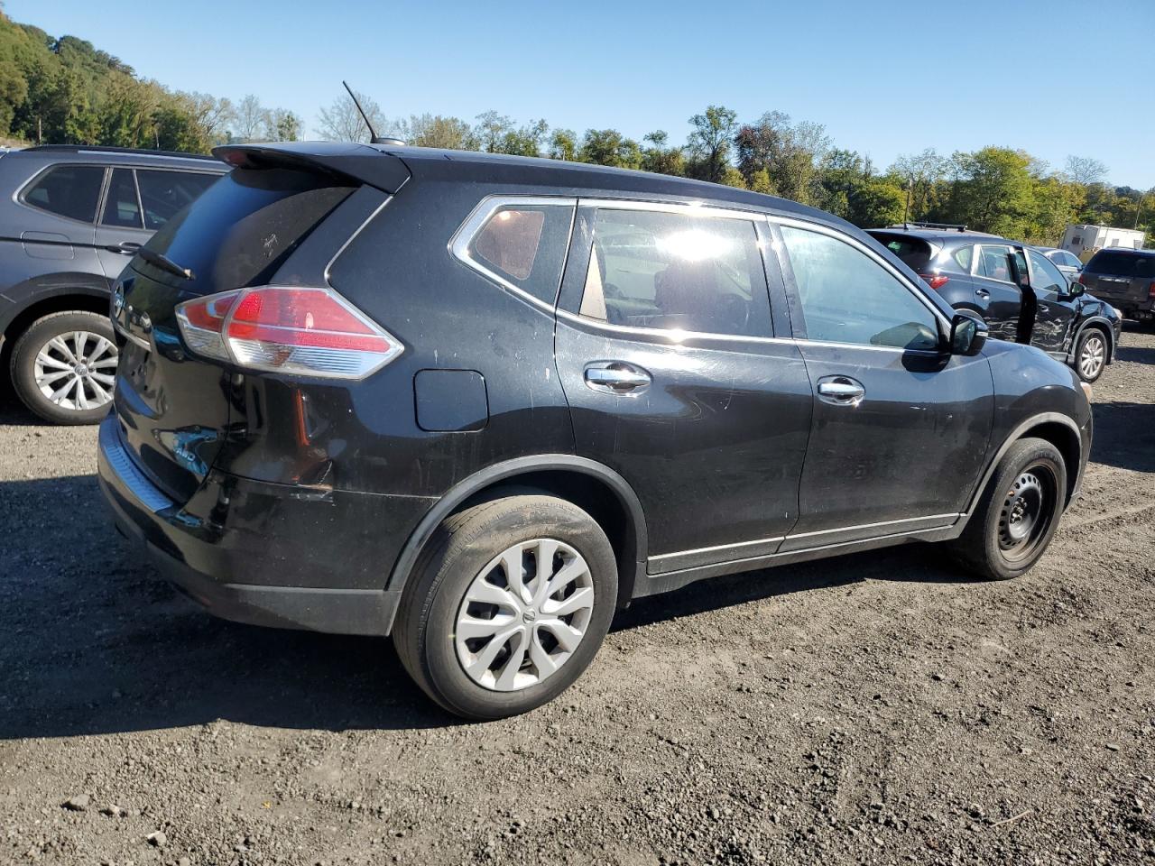 2015 NISSAN ROGUE