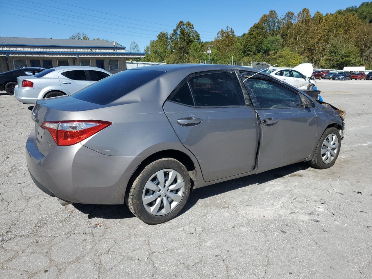 2015 TOYOTA COROLLA