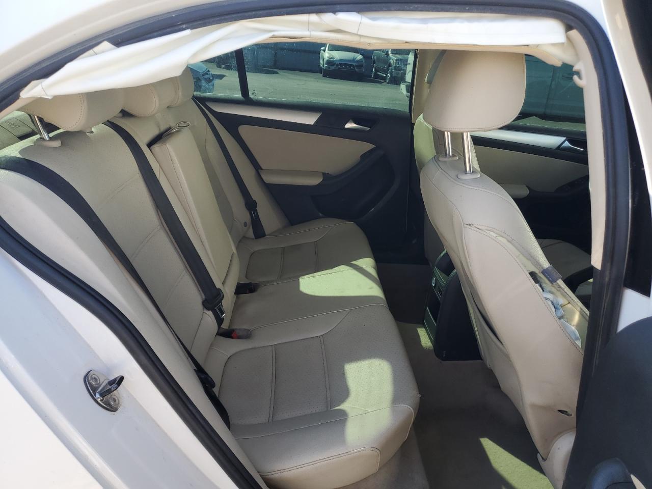 2013 VOLKSWAGEN JETTA