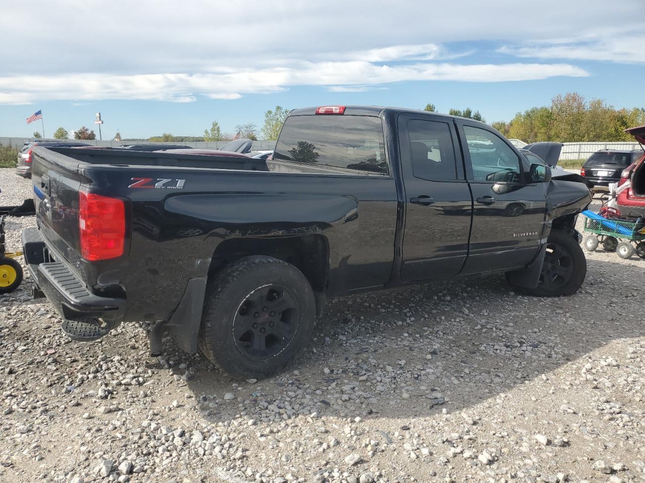 2017 CHEVROLET Silverado