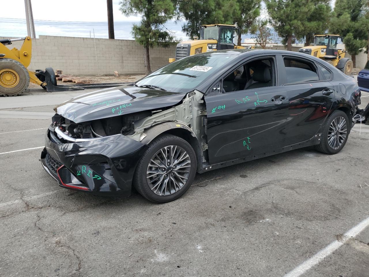 2023 KIA FORTE