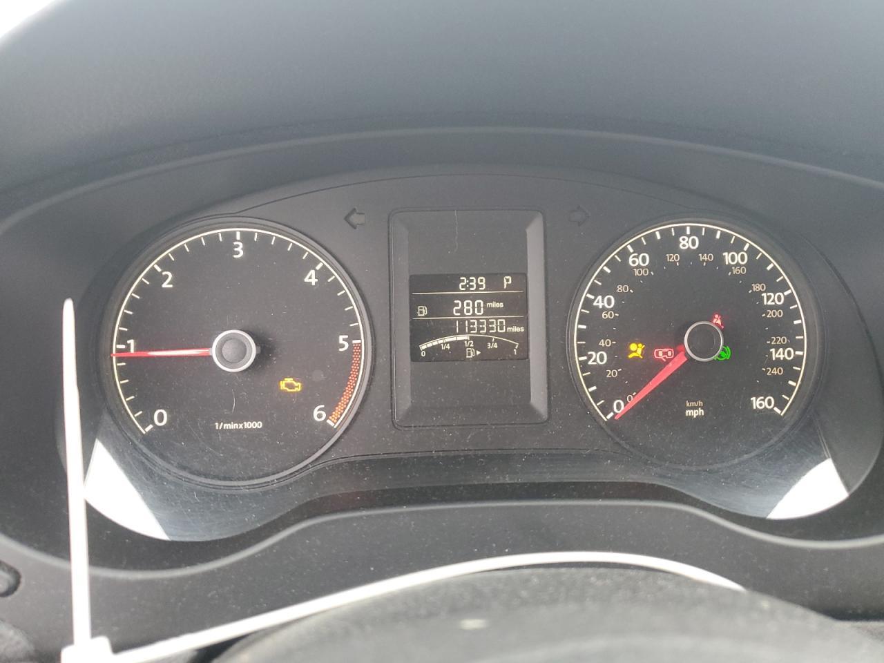 2011 VOLKSWAGEN JETTA