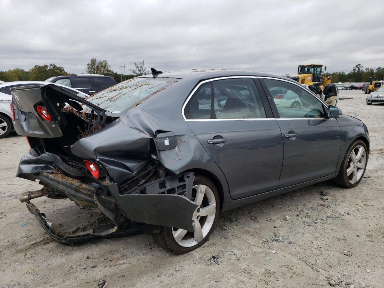 2010 VOLKSWAGEN JETTA