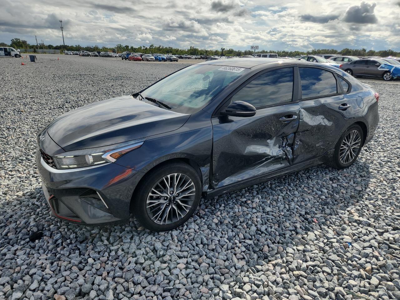 2023 KIA FORTE