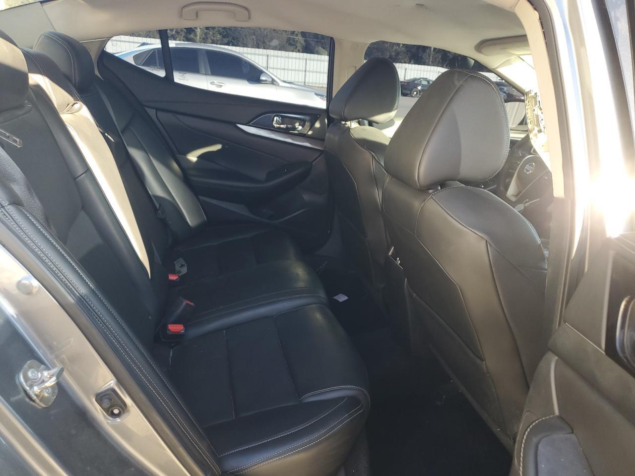2019 NISSAN Maxima