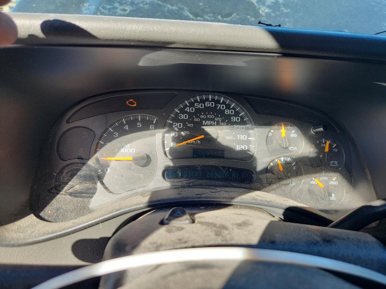 2004 CHEVROLET Silverado