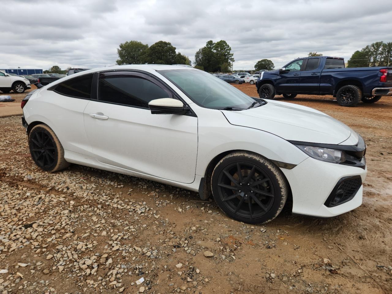 2017 HONDA CIVIC