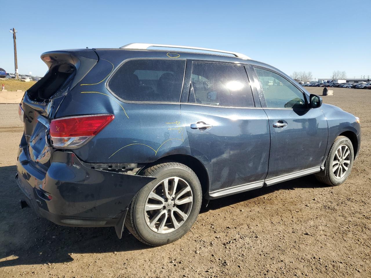 2015 NISSAN PATHFINDER