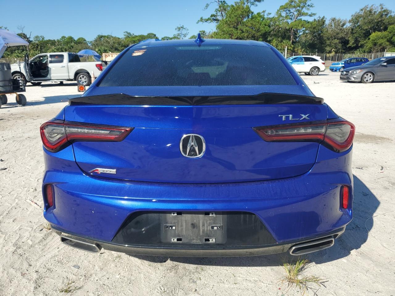 2022 ACURA TLX