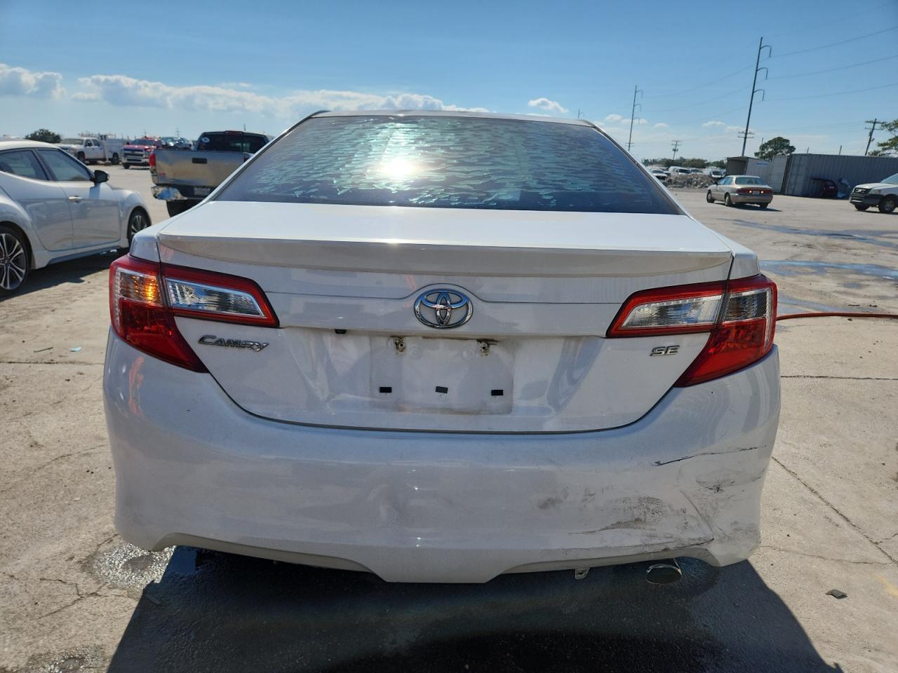 2014 TOYOTA CAMRY
