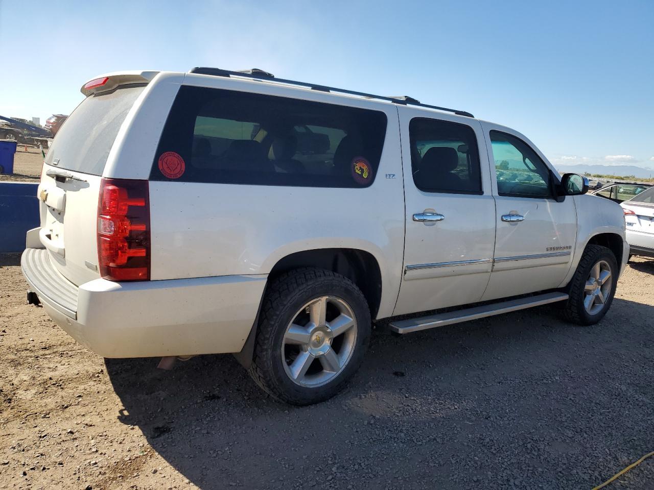 2012 CHEVROLET Suburban