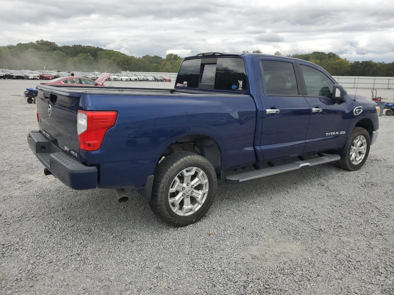 2017 NISSAN Titan